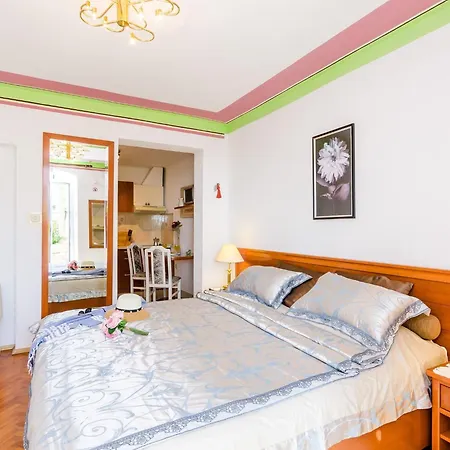 Nicol - With Terrace Appartamento